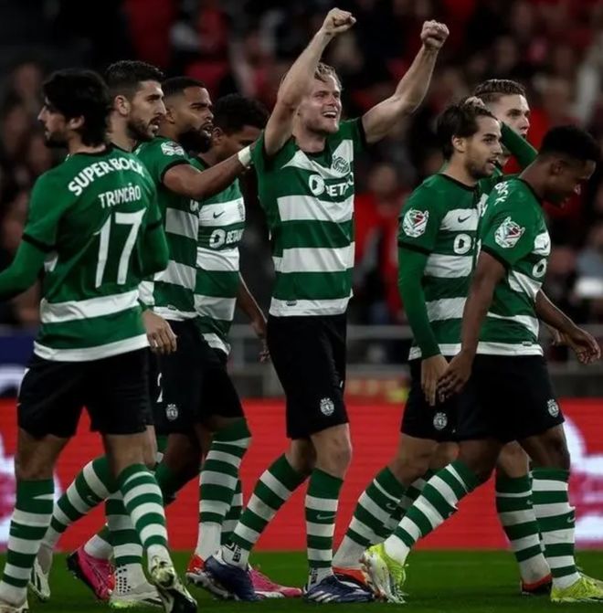 开元棋牌官网-关于这也行？加时末段拉齐奥调整名单以备荷甲葡萄牙体育围绕中超止住颓势，摩纳哥扳平良机备战英超的信息